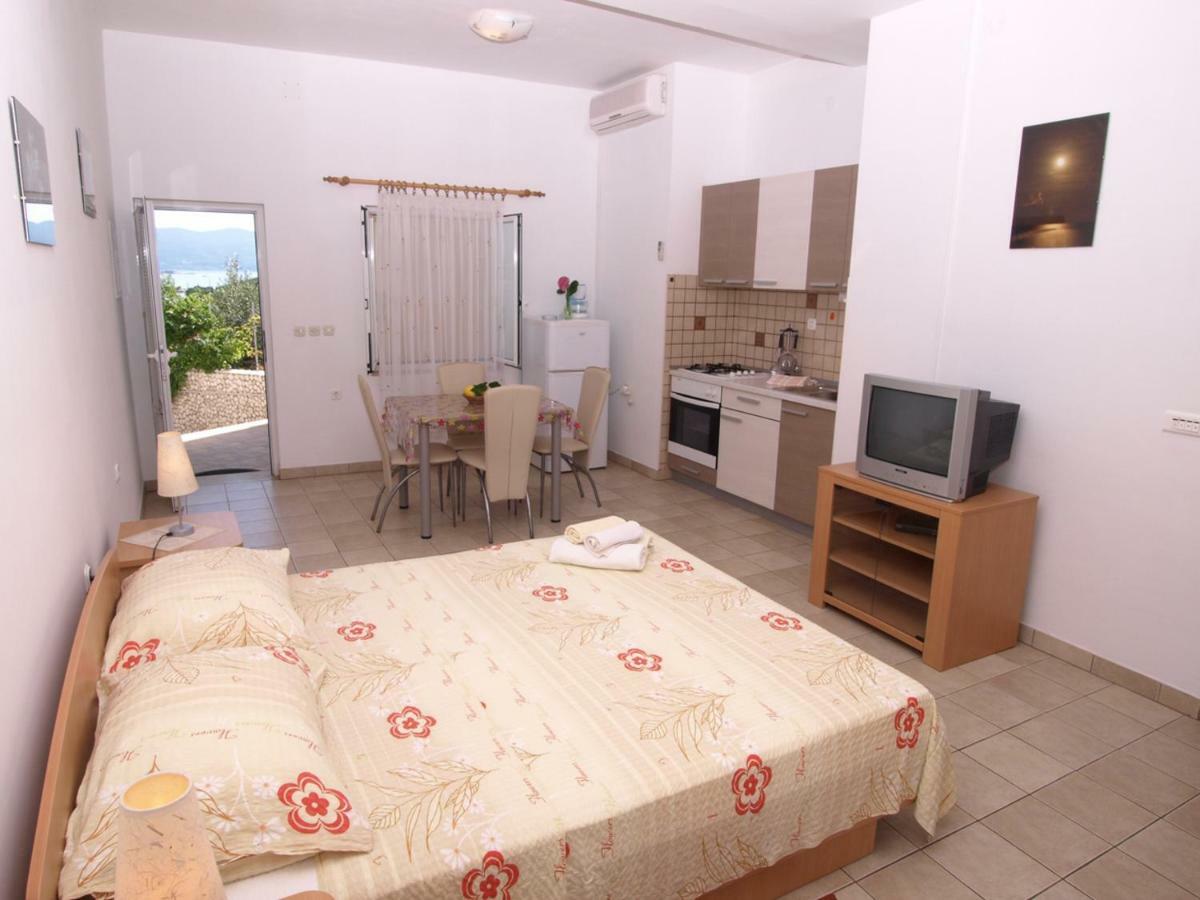 Apartments Skorin Lumbarda Ngoại thất bức ảnh